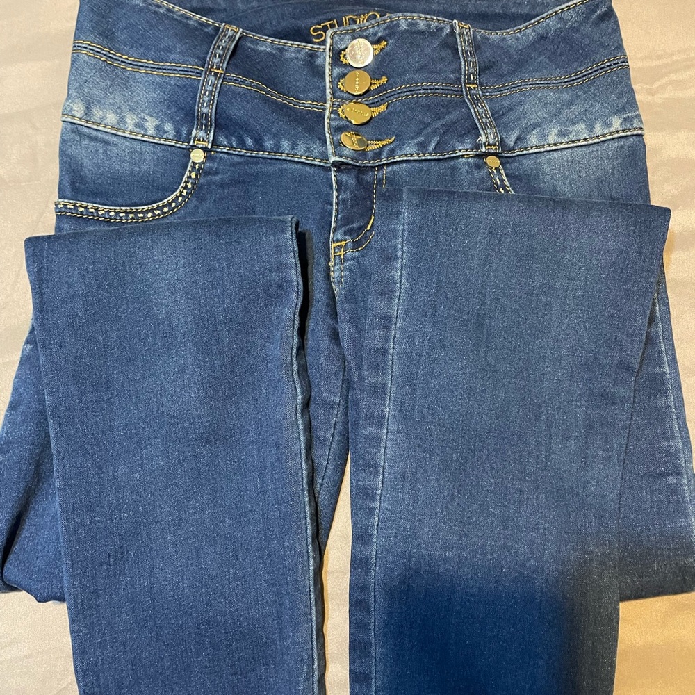 Colombian jeans, butt lift jeans. Size 8 good condition